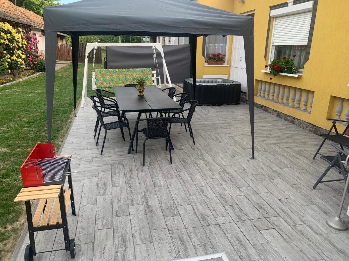Viktor Apartmanhaz Zamárdi Exterior foto